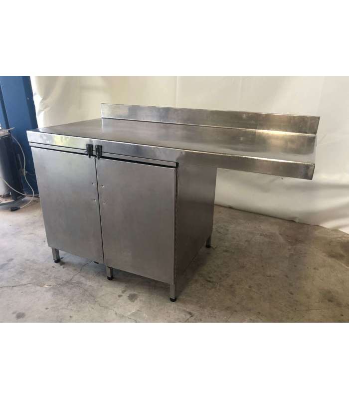 MESA MURAL CON ARMARIO