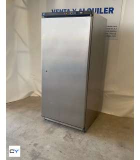 CONGELADOR VERTICAL IARP