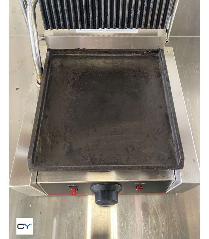GRILL PEQUEÑO