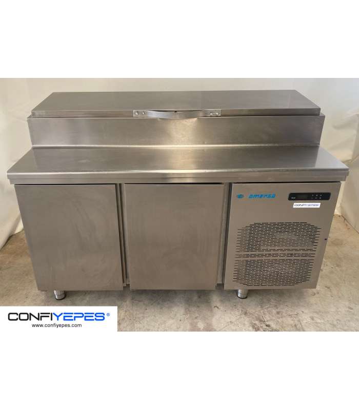 MESA REFRIGERADA CON VITRINA DE INGREDIENTES COMERSA