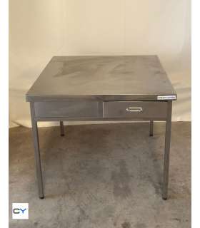 MESA CENTRAL CON CAJONES