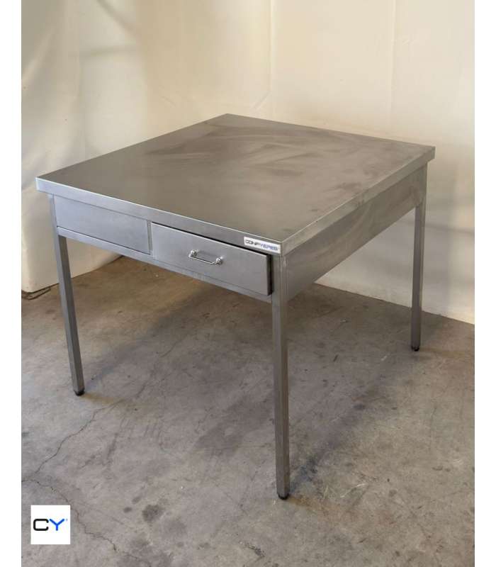 MESA CENTRAL CON CAJONES