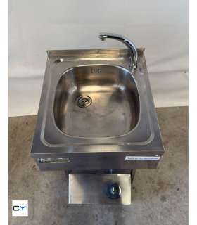 LAVAMANOS CON PULSADOR DE PEDAL