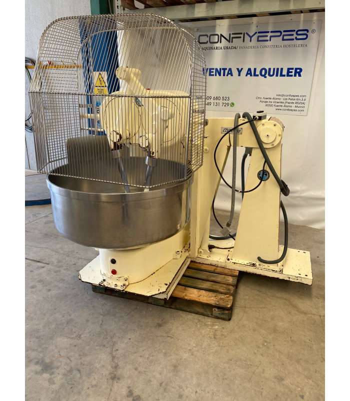 AMASADORA BRAZOS 2V CON VOLQUETE COMEMA