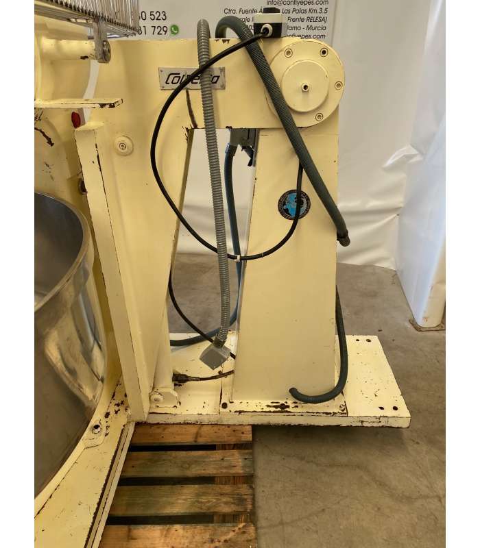 AMASADORA BRAZOS CON VOLQUETE COMEMA