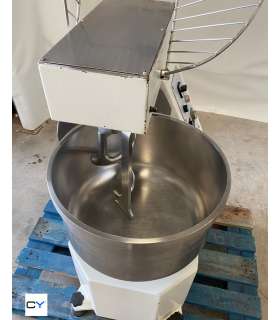 AMASADORA ESPIRAL 40KG 2V