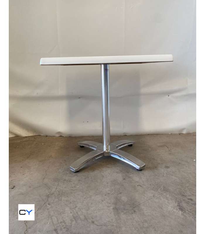 MESA CUADRADA 690X690MM
