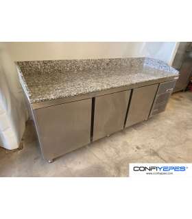 MESA REFRIGERADA CON ENCIMERA DE MÁRMOL COMERSA