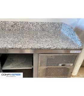 MESA REFRIGERADA CON ENCIMERA DE MÁRMOL COMERSA