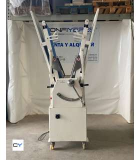 LAMINADORA DE MASAS 1 VELOCIDAD