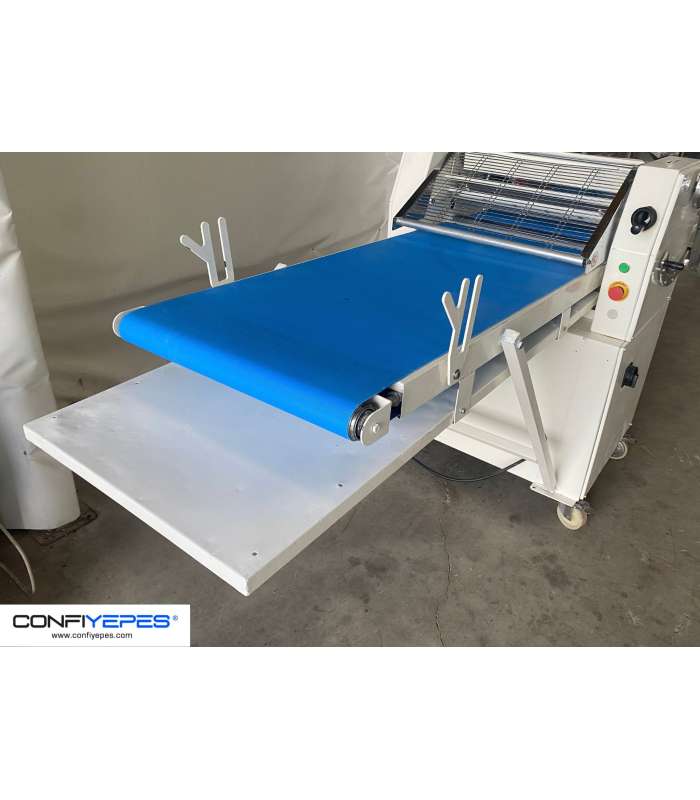 LAMINADORA DE MASAS 1 VELOCIDAD