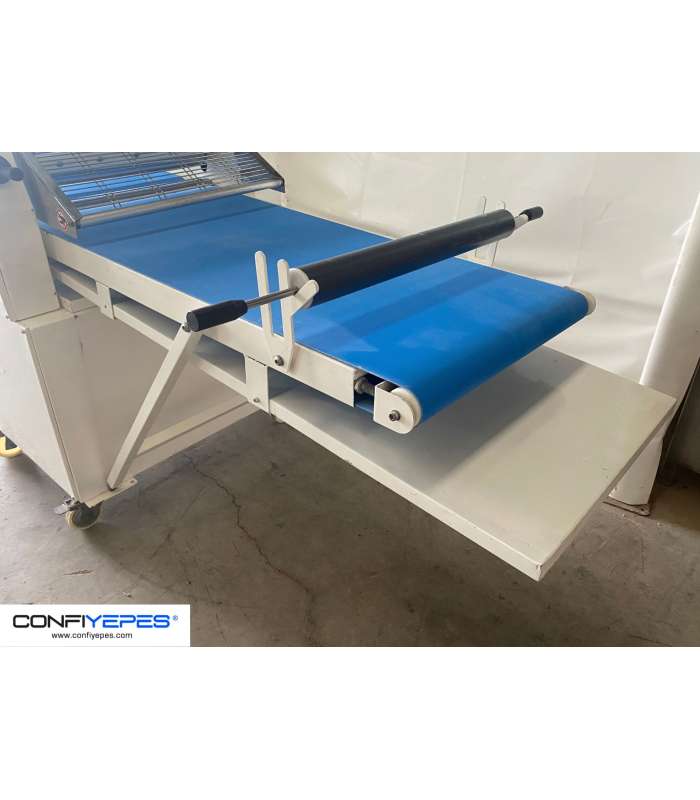 LAMINADORA DE MASAS 1 VELOCIDAD