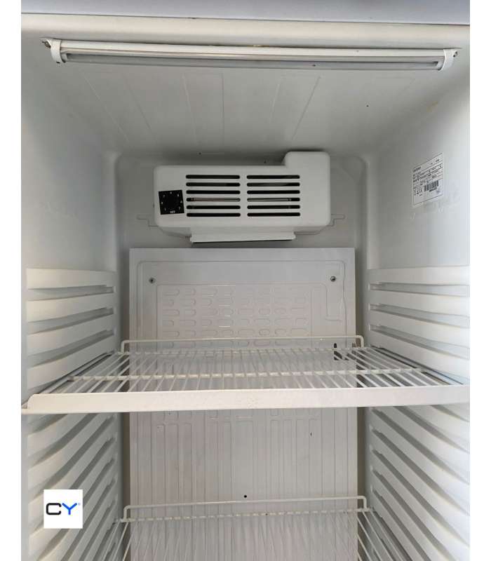 EXPOSITOR PUERTA DE CRISTAL SAVEMAH