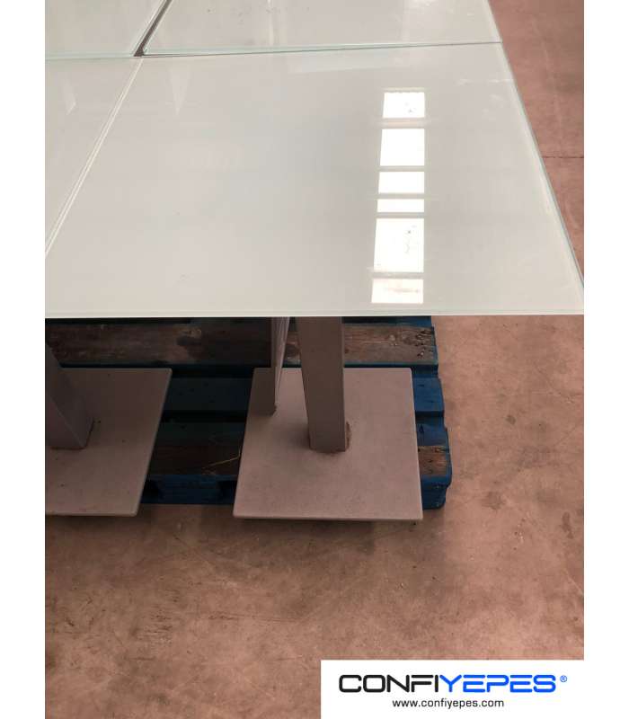 CONJUNTO MESAS CRISTAL SILLAS NEGRAS  - 1